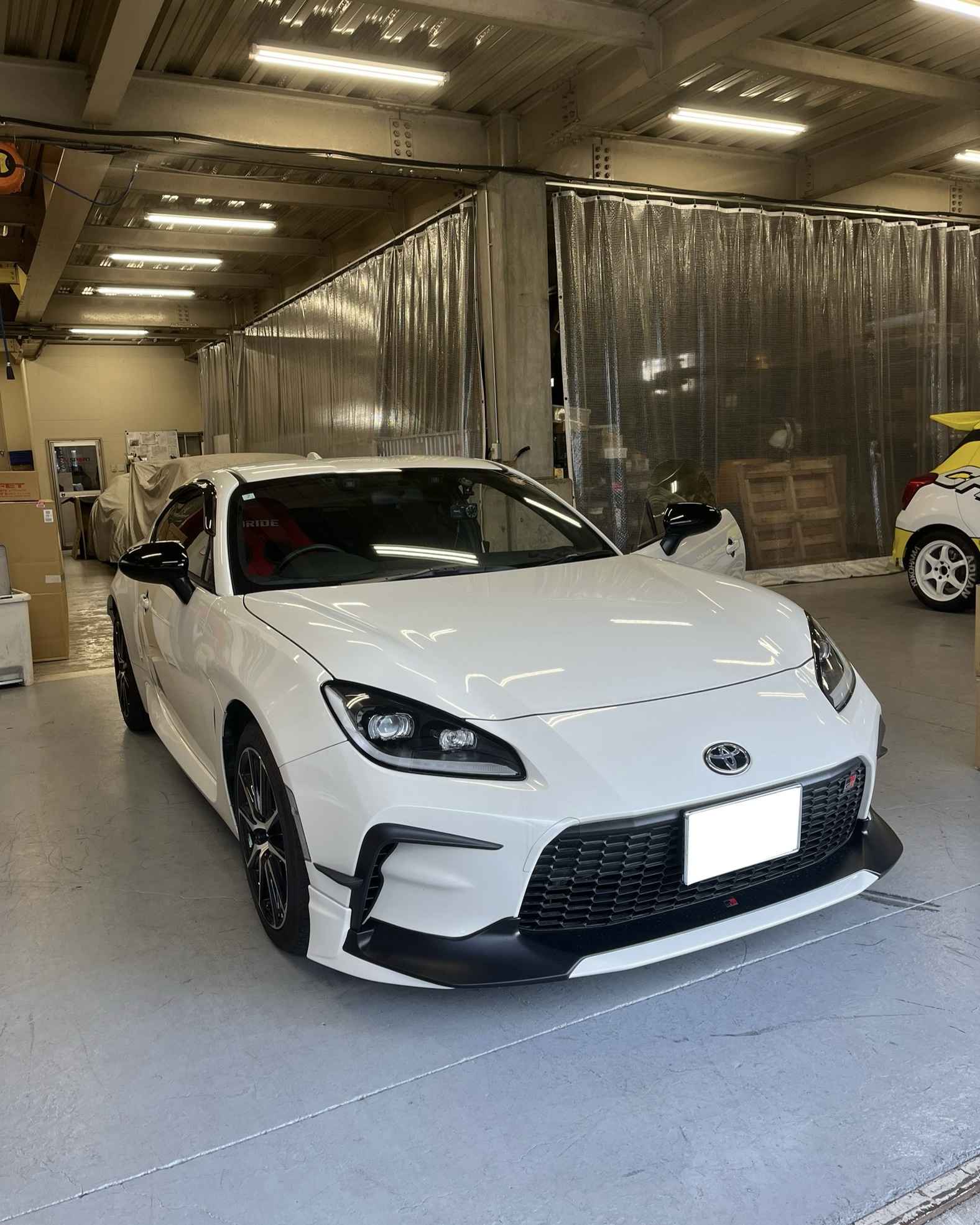 ZIEGシリーズ - Bride Showroom Web サイト